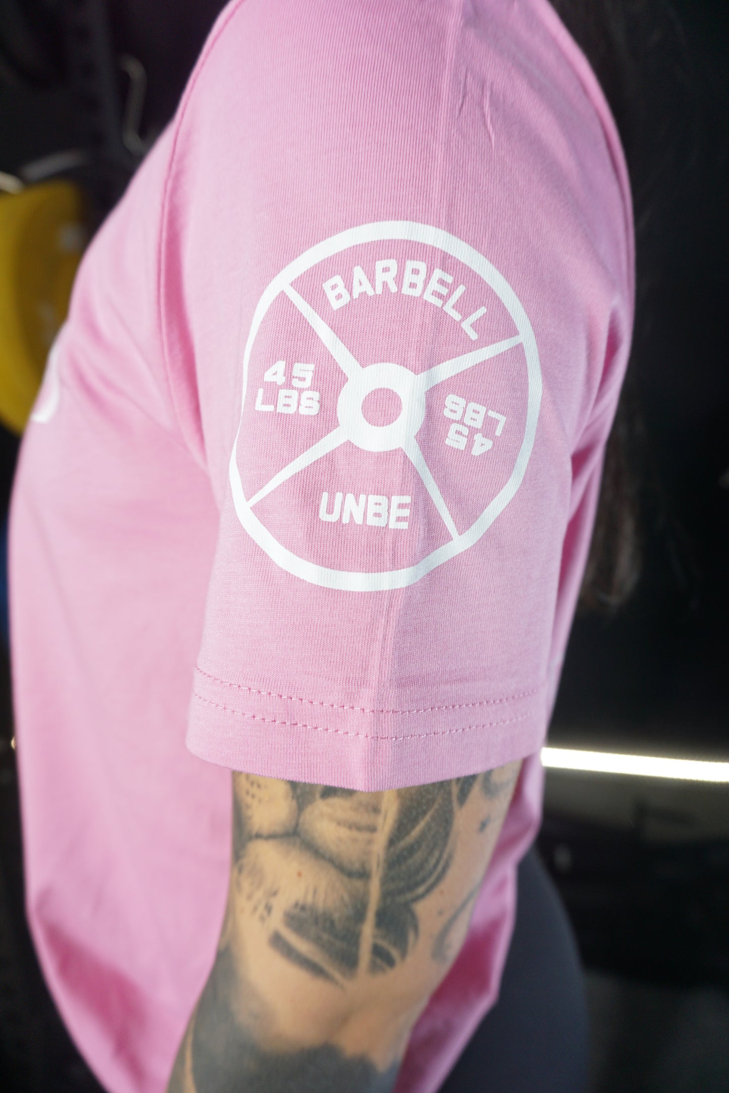 Gorilla Tee pink